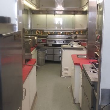 1994 Shantz Retractable Wheel Food Trailer