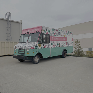 Turnkey Newly Outfitted Ice Cream/Coffee/Refreshments Truck for Sale
