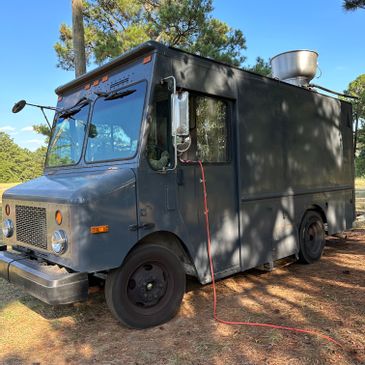 2004 Workhorse Food Truck for Sale