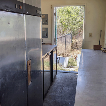 8' x 20' Custom Shipping Container Food Truck
