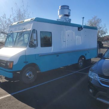 Turnkey FoodTruck ready to work