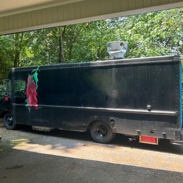 26-Foot 1996 Chevrolet Food Truck