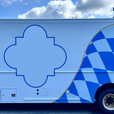 2003 Freightliner Food Truck with Brand New Kitchen