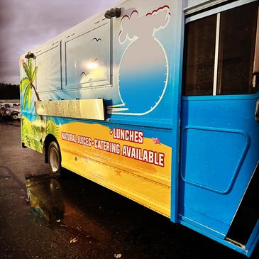 2006 Freightliner Food Truck for Sale