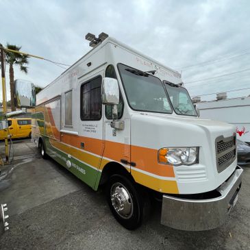 Fully Loaded Food Truck - California Insignia - Armenco Built