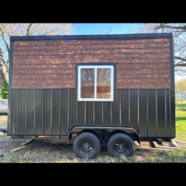 7.5x14 shell with hood clean title tandem axle with brakes