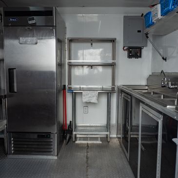 Fully Loaded Kitchen on Wheels