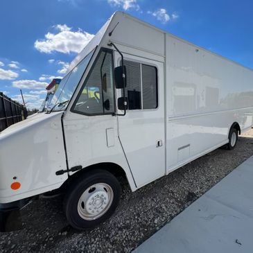 20-Foot 2021 Ford Food Truck for Sale