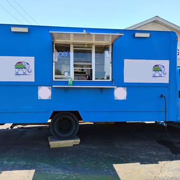 Food Truck for Sale – Fully Equipped and Ready to Go!