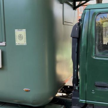 1995 GMC FOOD TRUCK 2024 NEW KITCHEN- LOW MILEAGE