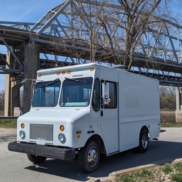 Great 2023 Workhorse Food Truck w/New Equipment, Just Serviced