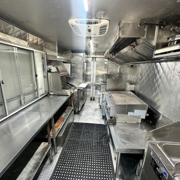 24 Ft Food Truck
