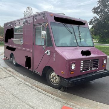Fully Outfitted 1993 Oshkosh Food Truck