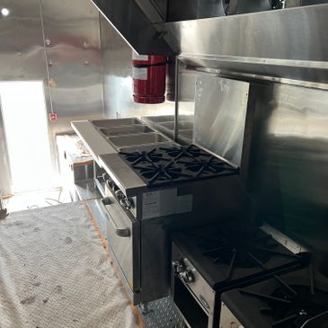 2019 - SELF CONTAINED FOOD TRUCK - 2023 NEW COMMERCIAL KITCHEN BUILT